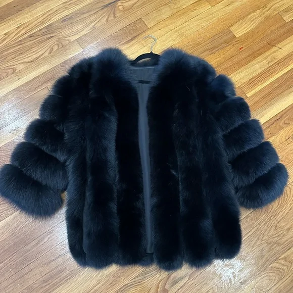 Real fox fur coat black Sz Small 3/4 sleeves.
